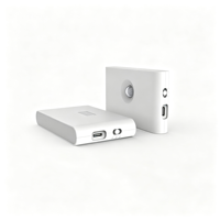 Applique murale LED magnétique sans perçage à double éclairage latéral avec détecteur de mouvement, rechargeable USB-C, lumière blanche chaude 2700K pour couloir