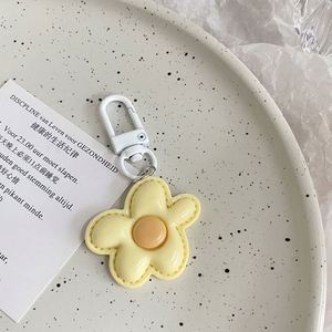 Hot Selling New Fashion Petals Flower <b>Key</b> <b>Chains</b> High Quality Cute Keychains for Girls Hot Sell Keychain DIY - Product Image 3