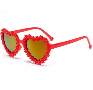 Gafas de Sol para Niñas con Diseño de Corazón, Protección UV400, Estilo Fresco y Dulce para Salidas al Aire Libre, Gafas Personalizadas - Product Image 2