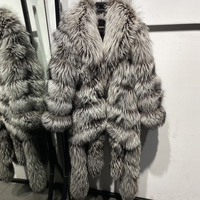 Manteau en fourrure de renard rouge avec queue de renard, col large, longueur mi-longue, véritable fourrure de renard, vêtement d'extérieur pour soirée, hiver
