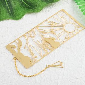 Cá Nhân Tùy Chỉnh Bookmark Mạ Vàng Phẳng Hollow Nghệ Thuật Kẽm Hợp Kim 2D Kim Loại Bookmark Với Bao Bì Thẻ - Product Image 2