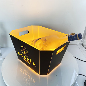 Pin Sạc Vuông Không Thấm Nước Acrylic Led Light Wine Bia Ice Bucket - Product Image 1
