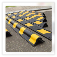 Nouvelle Bande de Protection d'Angle Mural Réfléchissante en Caoutchouc Souple Anti-Collision Taille Standard pour Parking, Garage, Entrepôt, Bus
