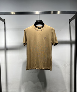 2025 été Style européen à la mode coupe ajustée Jacquard demi-manches T-Shirt pour jeunes hommes 240 grammes à manches courtes nouvelle lettre - Product Image 3
