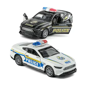 1/32 Open Door bambini pressofuso auto della polizia giocattolo tirare indietro in lega di metallo modello di auto bambini giocattolo pressofuso