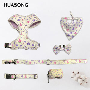 Yaka deri tasma sakinleştirici koni çivili parlayan köpek koşum sırt çantası kurtarma köpek için ağız koruyucusu altın zincir - Product Image 4