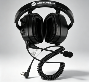 Casque Motorola PMLN6854A robuste à réduction de bruit, circum-auriculaire, avec microphone, PTT/<span class=keywords><strong>VOX</strong></span> 2 broches, compatible DP1400 CP200d DEP450 R2 BPR40d - Product Image 1