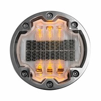 Marqueur de chaussée solaire LED clignotant en aluminium IL300 IP68 avec réflecteur prismatique haute intensité, visibilité 800m