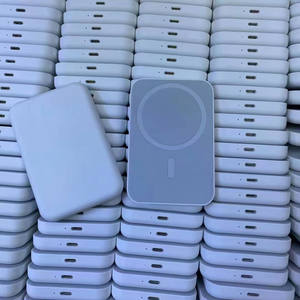 شاحن لاسلكي مغناطيسي Magesafe powbank لهاتف iPhone 12 13 14 Pro Max مغناطيسي شعار مخصص - Product Image 2