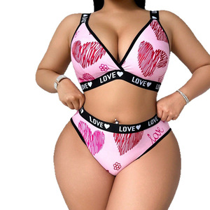 Plus size lingerie set met hartjesprint, bh en slip met elastische bandjes - Product Image 6