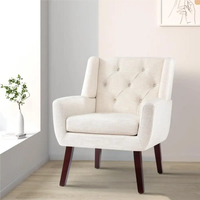 Fauteuil simple de bonne qualité pour le salon, style moderne et confortable