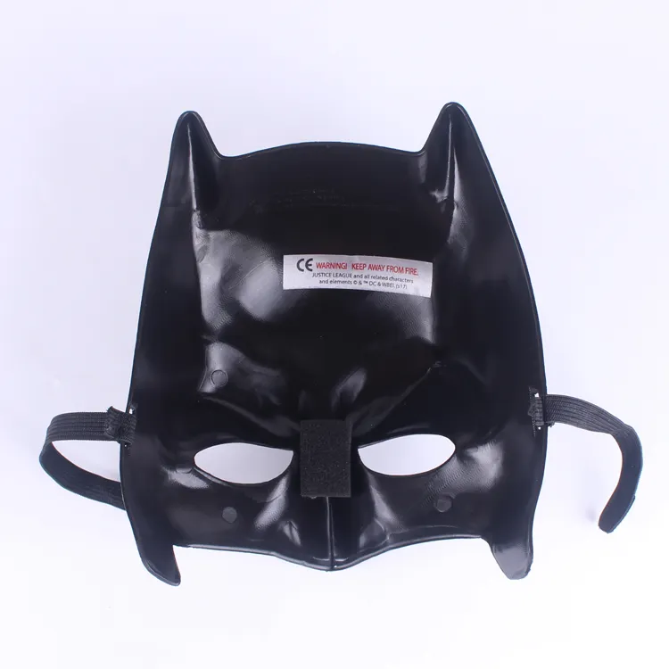 Black M Full Super Hero Masker Plastic Film Karakter Voor Kinderen Voor Halloween Met Metalen Materiaal