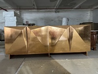 Foshan Mobilier léger italien doré de luxe fabriqué en usine Meuble TV OEM haut de gamme Table d'entrée pour salon Cave à vin