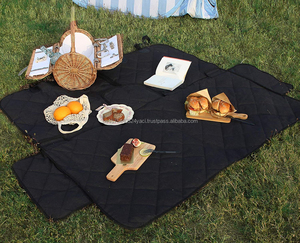 Funda Protectora para Asiento Trasero de Coche para Perros, Impermeable, Lavable, Compatible con el Reposabrazos del Coche - Product Image 6