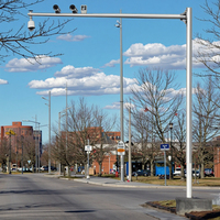 Tiang Lampu Jalan Luar Ruangan Tahan Lama, LED Bulat/Octagonal, Kecerahan Tinggi, Baja Galvanis Abu-abu, untuk Kamera CCTV, Model Lengan Tunggal, Laris Terjual