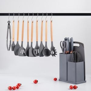 Kitchen <b>Tool</b> Set 2025 New Style 19-Piece Eco-Friendly Black Green Pink Gray Cooking <b>Tools</b> <b>Silicone</b> Wood Hand Grip Utensils - Product Image 3