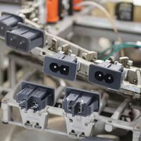 IEC 60320 C8 2 broches prise mâle connecteur de prise de courant AC 250V 2.5A adaptateur de montage à vis