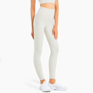 Leggings de yoga 2026 style basique avec logo personnalisé, poche arrière, effet push-up, contrôle du ventre, taille haute, élastiques et respirants - Product Image 6