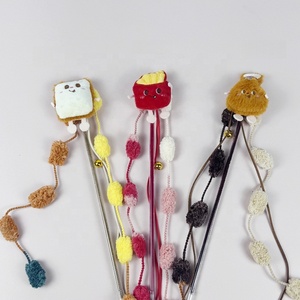 Juguete de Peluche con Forma de Comida, Varita para Gatos con Papel Arrugado y Campana para Juego Interactivo - Product Image 1