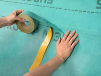 Membrane de toiture enroulable respirante, imperméable et traitée anti-UV, fabriquée à partir de matériaux vierges pour la construction de maisons