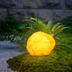 Designer Minimalista Decoração Nórdica Outdoor Piso Luz Resina Art Stone Led Modern Garden lâmpadas Lâmpadas De Assoalho
