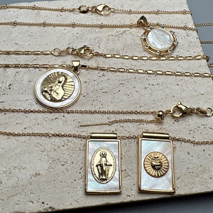 Collar con Colgante de Concha de Mar de Metal para Mujer de Joyería Religiosa de la Virgen de Guadalupe y Jesús al por Mayor - Product Image 4