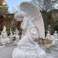 MILY Weiße Marmor-Kniende-Engel-Statue Grabstein Handgeschnitzt Europäischer Stil Religiöses Design für Außenbereich