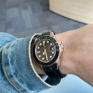 Montre de plongée automatique mécanique de luxe Shanghai personnalisée avec logo, cadran à aiguilles, fonction de lumière nocturne, étanche, unisexe, vente en gros - Product Image 2