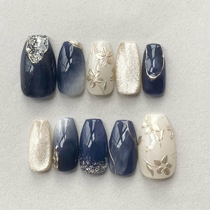 Uñas <span class=keywords><strong>Postizas</strong></span> al por Mayor, Hechas a Mano, 10 Piezas, Cobertura Completa, Forma de Almendra, Diseño Personalizado con Flores Talladas - Product Image 2