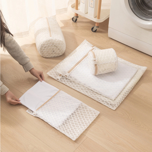 Sacchetti per Lavaggio FF5374 con Cerniera per Maglioni, Camicie, Calze, Reggiseni, in Rete a Nido d'Ape Delicata per Lavatrice - Product Image 5