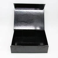 Boîte de luxe en texture crocodile, logo personnalisé, boîte cadeau rigide pliable magnétique pour vêtements haut de gamme, emballage en carton vintage à rabat