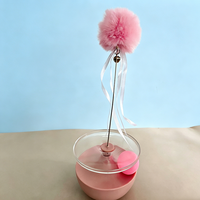 Produits pour animaux de compagnie directement du fabricant : Jouets pour chats, y compris des baguettes à pompons avec clochette, des jouets à plumes pour l'auto-amusement des chats