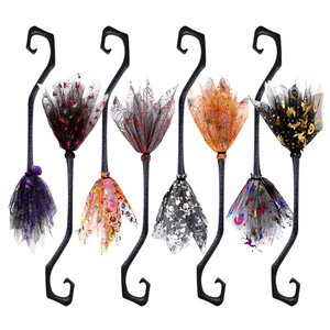 Scopa di Plastica per <span class=keywords><strong>Halloween</strong></span>, Accessorio per Costume da <span class=keywords><strong>Strega</strong></span> con Luce Fluorescente e Manico Curvo in Tulle - Product Image 6