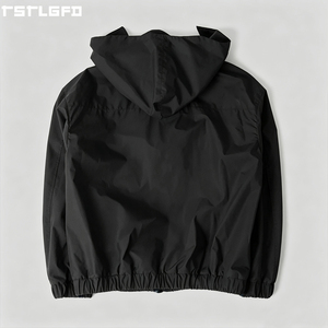 Veste coupe-vent personnalisée en tissu technique ciré noir, demi-zip, style streetwear Gorpcore, à capuche, vente en gros - Product Image 2