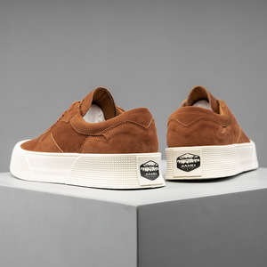 Chaussures décontractées pour hommes en gros d'usine - Baskets marron à lacets légères et respirantes pour hommes - Product Image 1