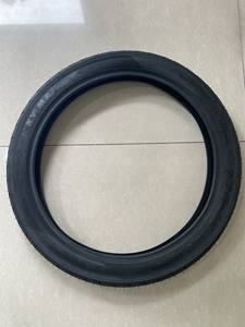 Pneu de moto haute performance K204, option TT/TL fiable pour scooters et vélos manuels, avec une adhérence et une longévité supérieures - Product Image 2