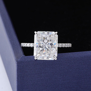 Anillo de oro blanco de 14K de estilo personalizado, anillo de compromiso de diamante de moissanita de corte radiante DEF de <span class=keywords><strong>5</strong></span> quilates para hombres y mujeres - Product Image 4