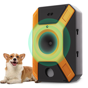 El nuevo dispositivo antiladridos para exteriores, un dispositivo de entrenamiento para mascotas y un equipo inteligente, se está vendiendo bien. - Product Image 4