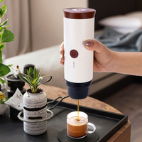 Cafetière commerciale en gros TK03 Machine à expresso automatique Machine à chauffer portable Capsules Logo personnalisé pour hôtels voitures