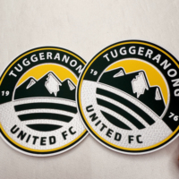 Patch thermocollant personnalisé en silicone 3D en relief, motif cœur floral, logo sur tissu Tatami, caoutchouc haute densité pour vêtements