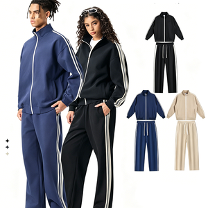 Completo Set Tuta Sportiva Casual da Uomo Vintage con Zip e Cappuccio, 340 GSM, Pesante, Personalizzabile - Felpa e Pantaloni Sportivi da Uomo - Product Image 1