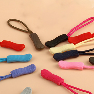 Cordón de cuerda de diseño Popular, bolso colorido, deslizador de cremallera, tirador de cremallera de silicona 3D, deslizador de cremallera de PVC, deslizador de cabeza de cremallera de goma - Product Image 3