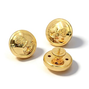 Boutons ronds en métal doré avec logo en relief, style classique pour uniformes et vêtements de cérémonie - Product Image 6