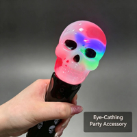Baguette LED Crâne Blanc pour Fêtes d'Halloween, Accessoire Lumineux Clignotant pour Costumes et Événements de Friandises ou d'Enfants