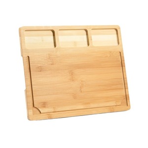 Planche à découper en bambou Dejia 44x33.7x1.8cm avec compartiments pour usage en cuisine - Product Image 4