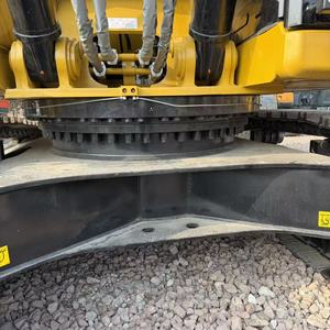 Pompe d'origine pour moteur C9.3B, pour pelle sur chenilles 345GC de 43 tonnes avec godet de 2,41 m, faible nombre d'heures de fonctionnement, FOB Japon. - Product Image 3