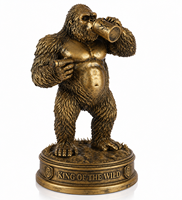 Statue de gorille en résine dorée antique personnalisée, buvant de la bière avec un cigare, figurine Roi de la Forêt pour la décoration de bar et de maison
