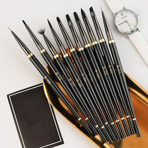 Ensemble de 10 brosses à ongles en métal avec logo personnalisé, manche diamanté, poils en nylon pour spa de luxe - Product Image 4