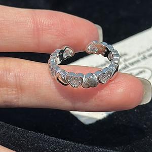 Anillo de Plata de Ley S925 con Corazón Cepillado, Diseño Vintage de Lujo Simple, Incrustado con Moissanita, Anillo Abierto Ligero - Product Image 1