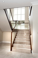 Kit d'escalier droit élégant avec poutres métalliques minimalistes – Solution d'escalier intérieur DIY pour maisons contemporaines